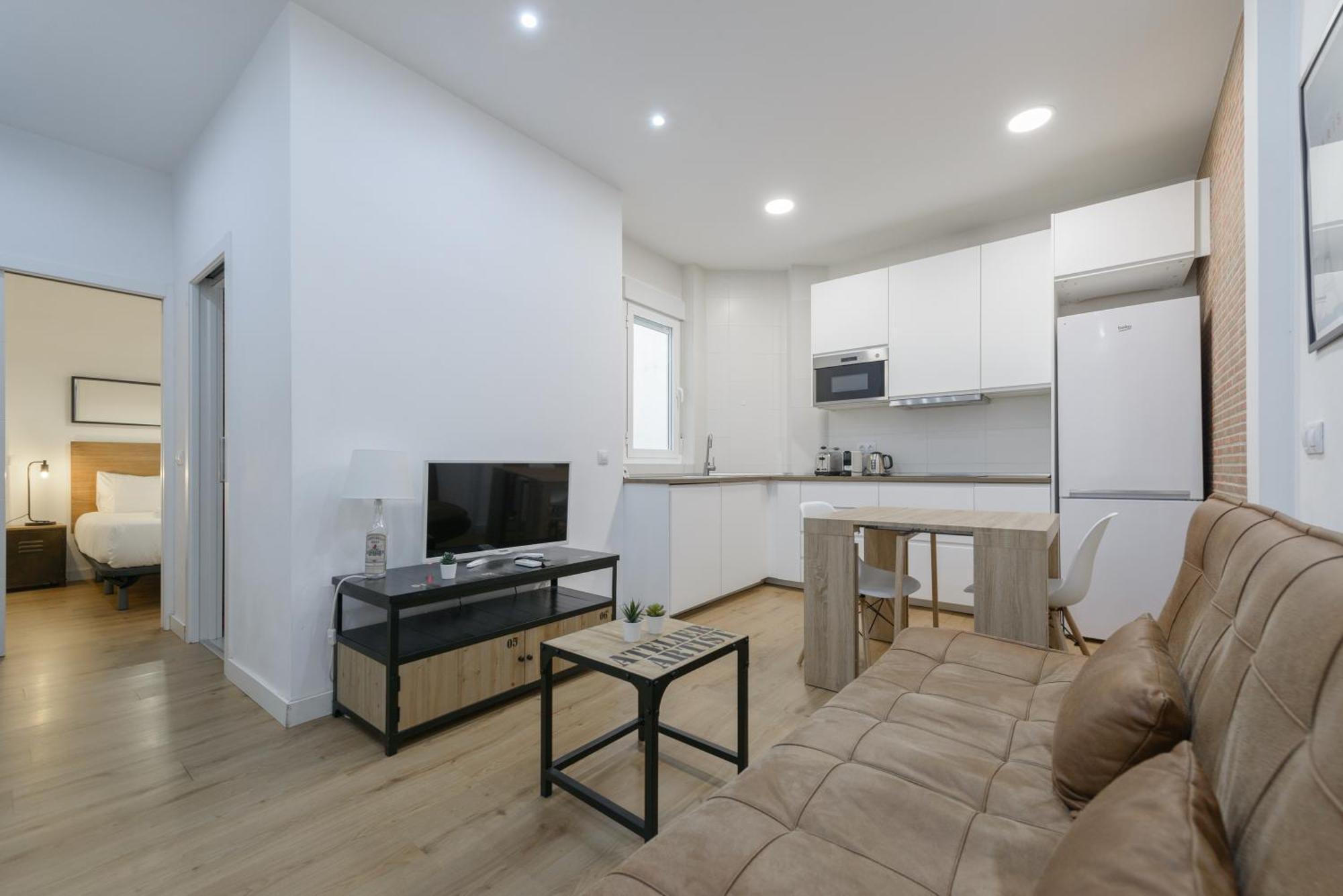Apartamento Avila Calle, Precioso Estudio En Santiago Bernabeu-Estrecho En Segundo Piso Sin Ascensor Madrid Exterior foto